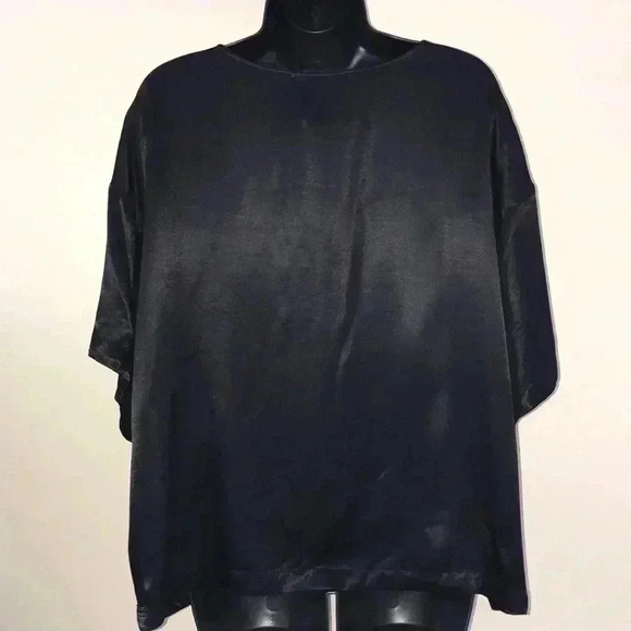Two By Vince Camuto Blouse NWT—A1 - Picture 4 of 6